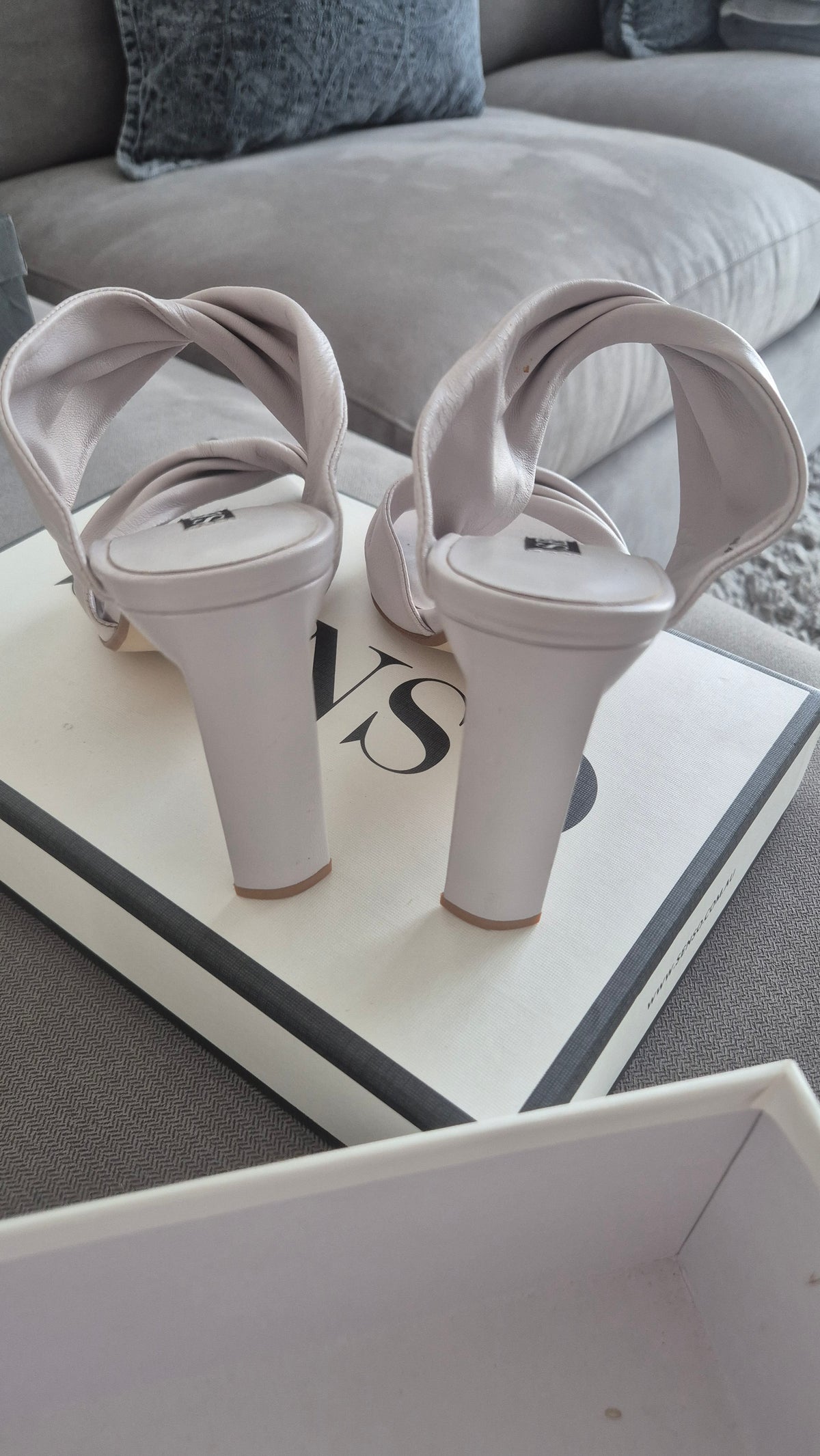 Senso high heel leather sandal
