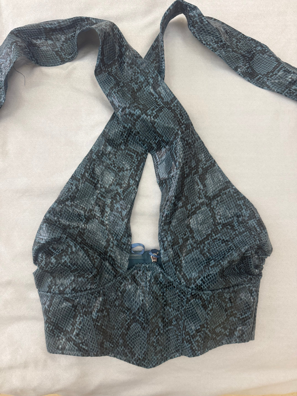 Missguided snake top