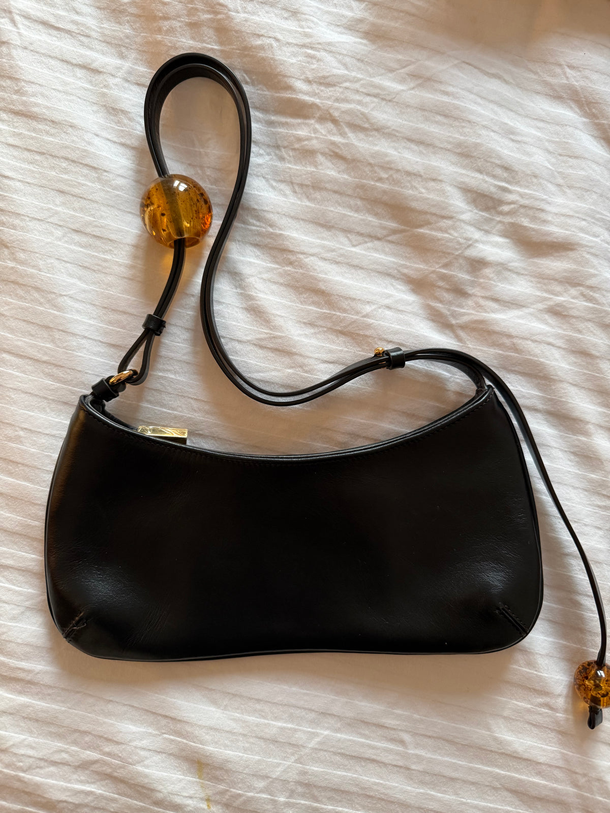 Jacquemus Bisou Perle
