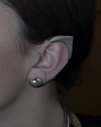 Rod Almayate silver ear cuff