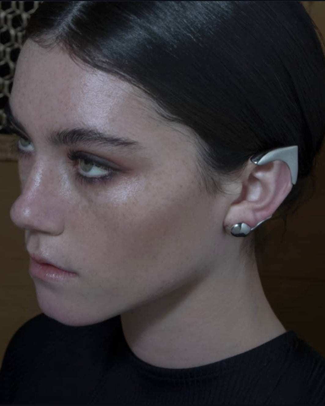 Rod Almayate silver ear cuff