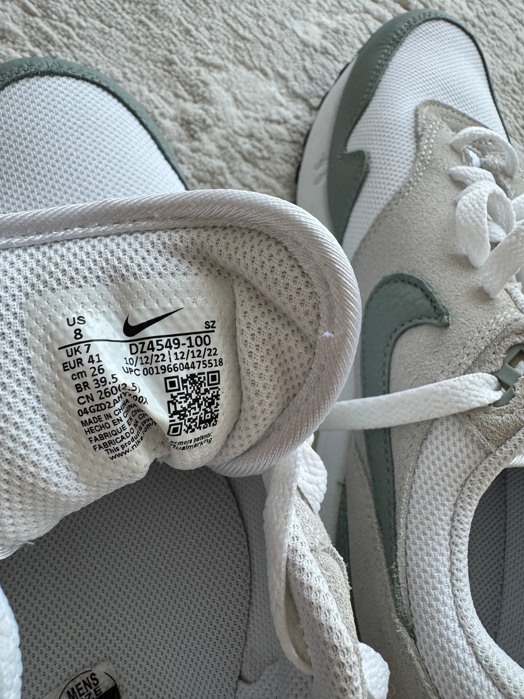 Nike Air Max 1 White Mica Green - US 8 / EU 41
