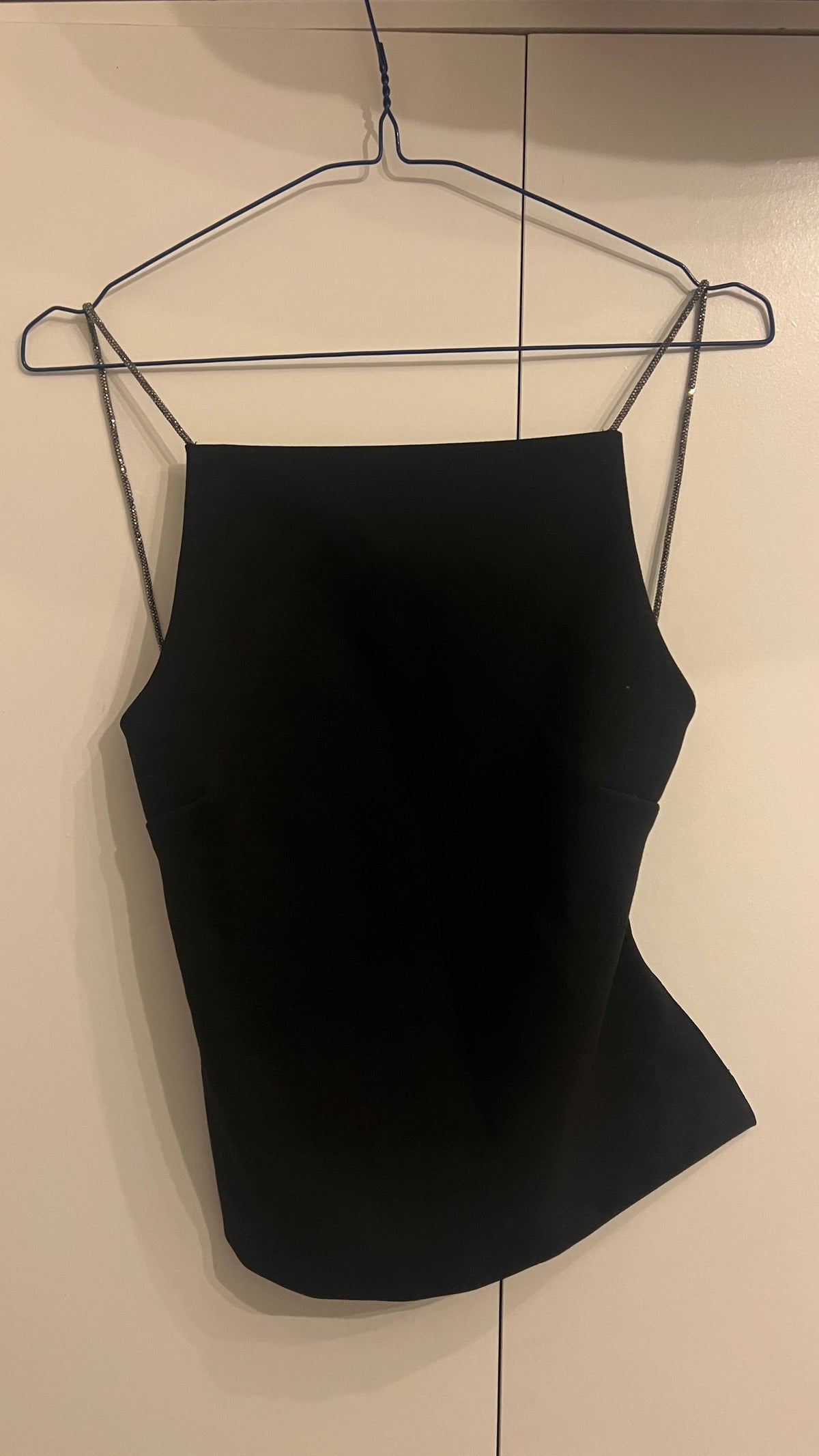 Black top naked back